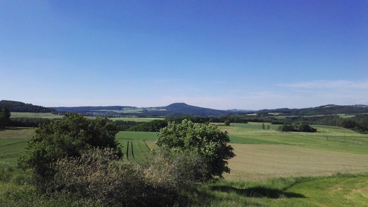 Eifel Ferienwohnung Pomster Bagian luar foto